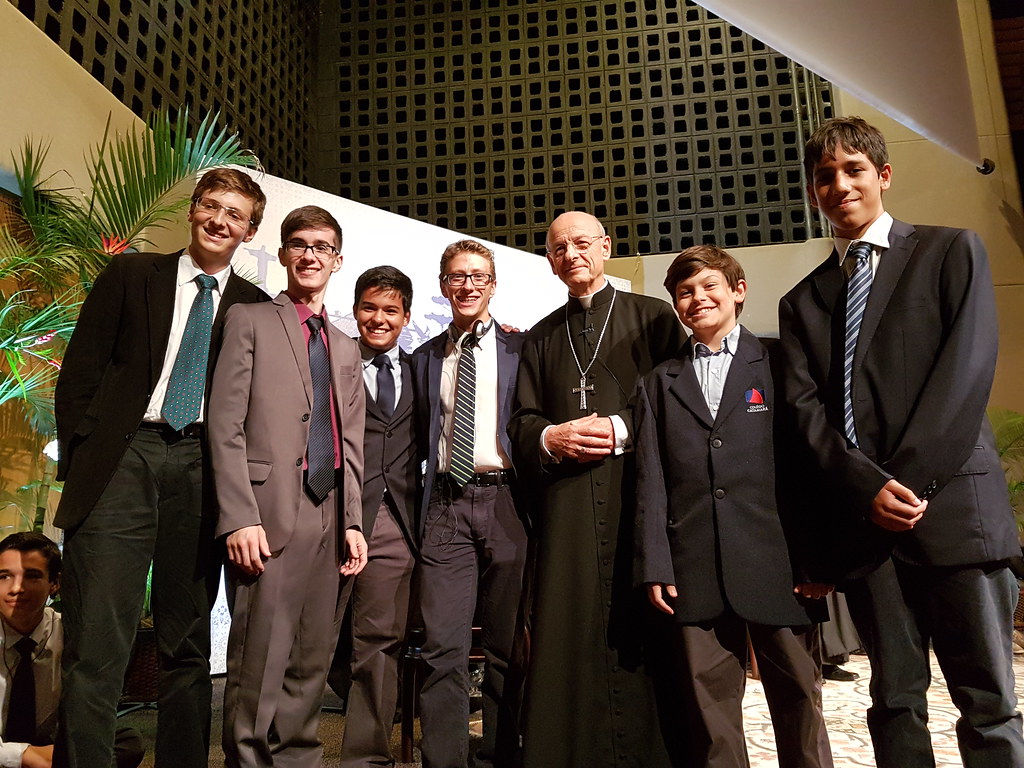 El prelado del Opus Dei, en Sao Paulo Viaje pastoral a Bra… Flickr