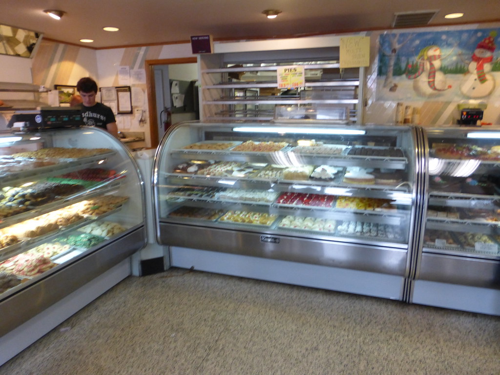 Lyndhurst Pastry Shop R36 Coach Flickr