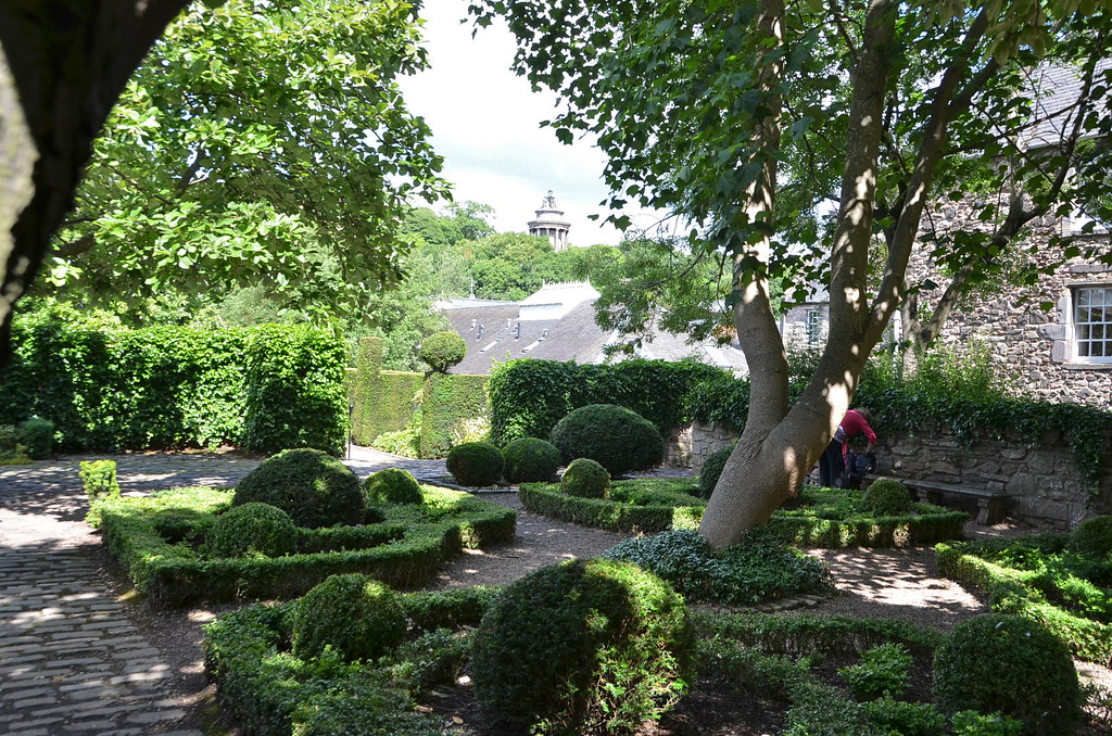 Dunbar's Close Garden Dunbar's Close Garden, Along The Roy… Flickr