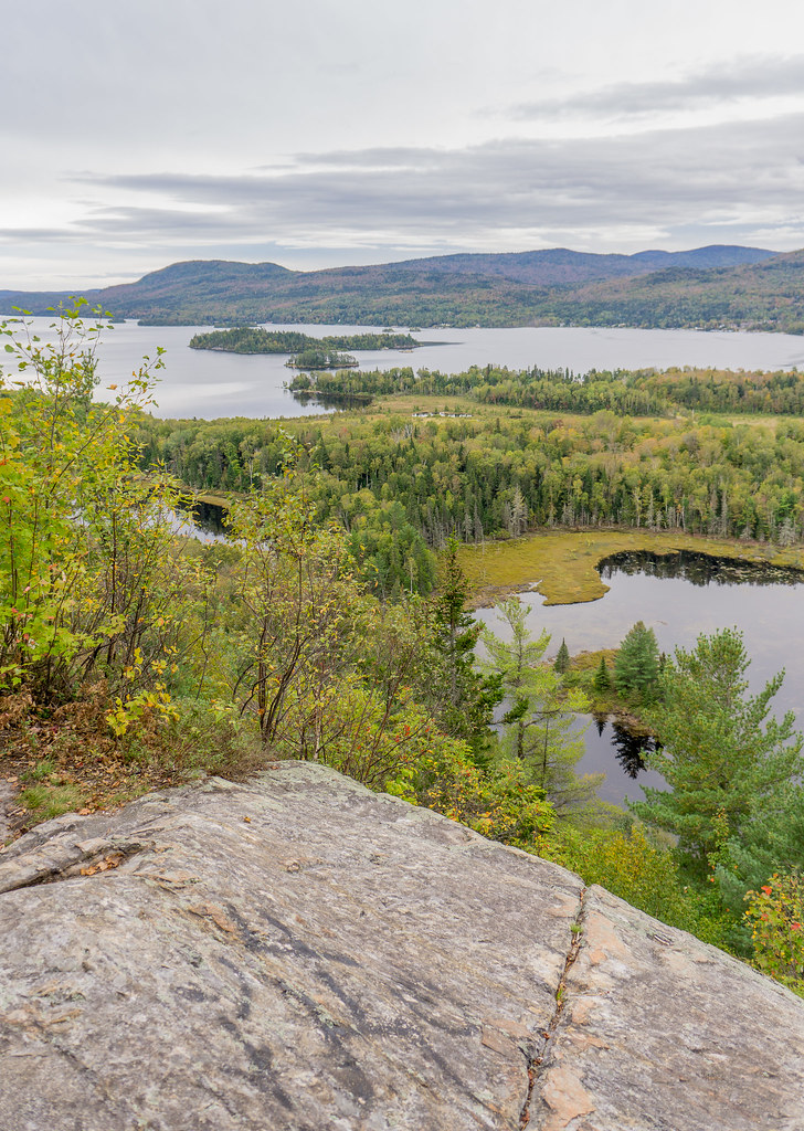 Le Lac Ouareau et le mont Oureau Saint Donat, QC, 29 septe… Flickr