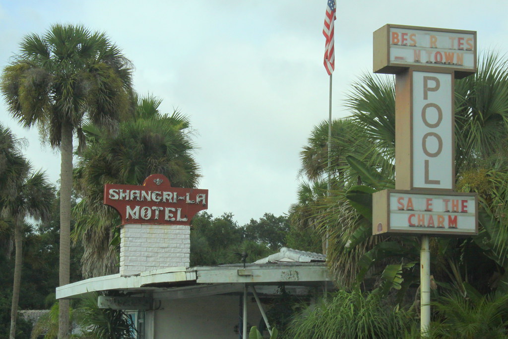 ShangriLa Motel New Smyrna Beach, FL This old fashioned… Flickr
