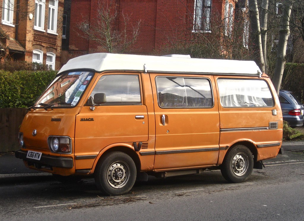 1982/1983 TOYOTA HiAce Camper Van The HiAce range was