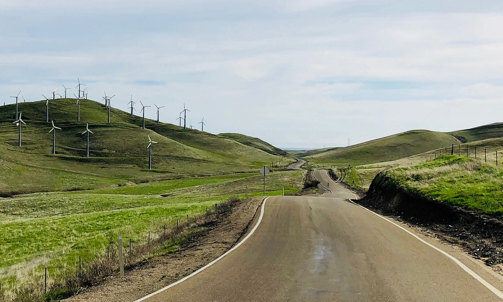 The otherworldly Altamont wind farm. Patterson Pass Rd., … Flickr
