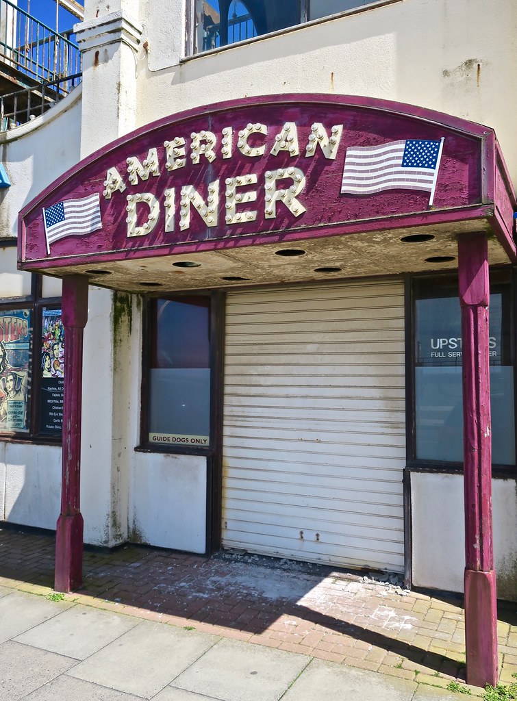 Coasters American Diner, Blackpool, UK Sign on the front o… Flickr