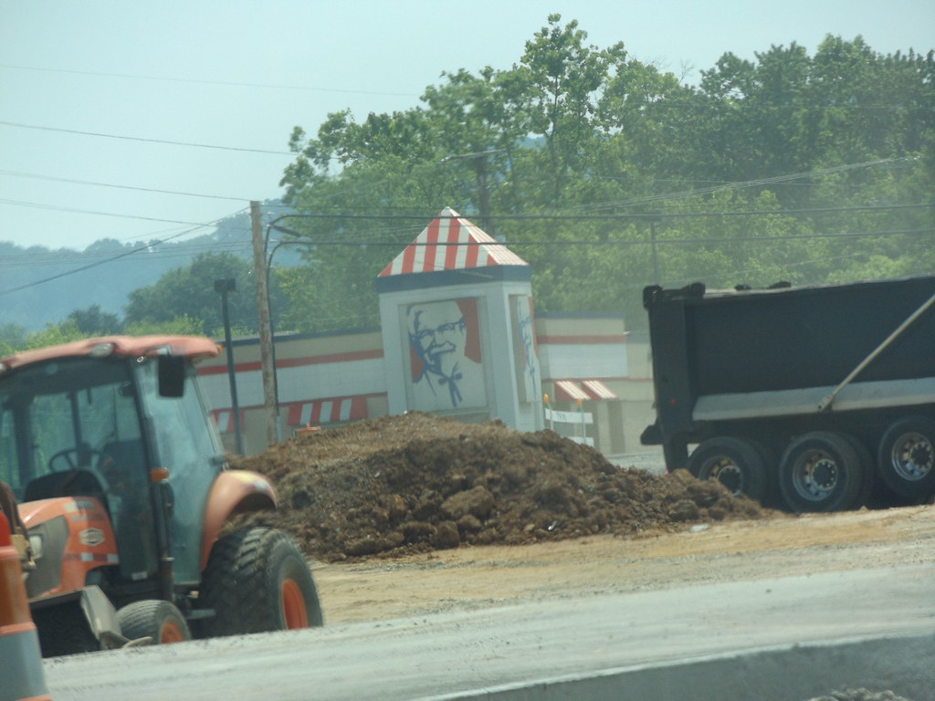 KFC Knoxville, TN KFC 7228 Maynardville Pike Knoxville, TN