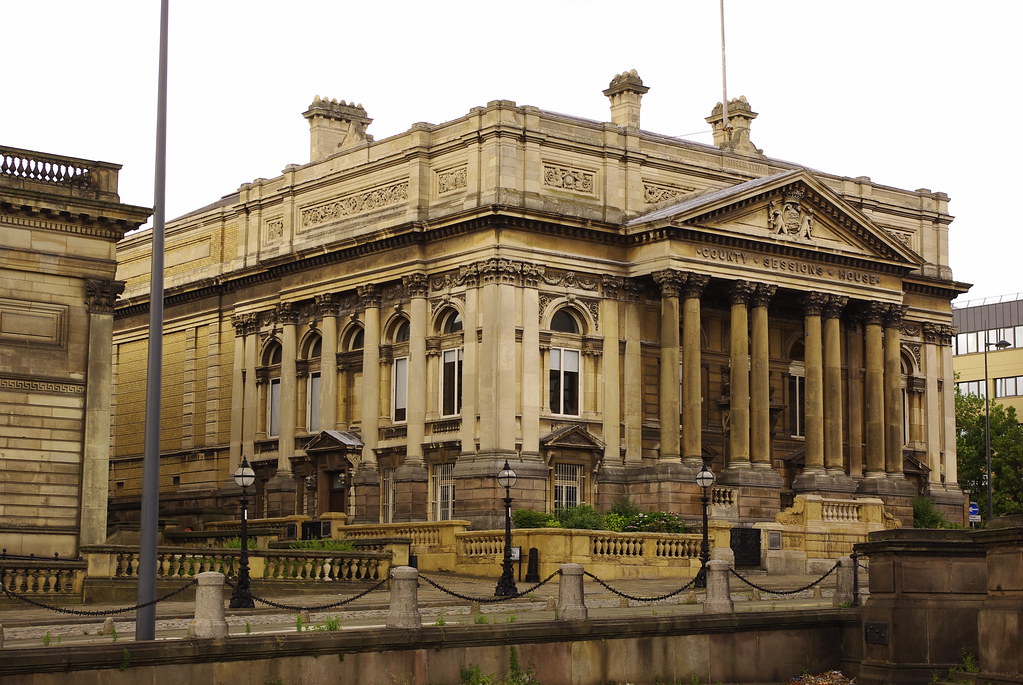Liverpool courthouse Mike & Lian Flickr