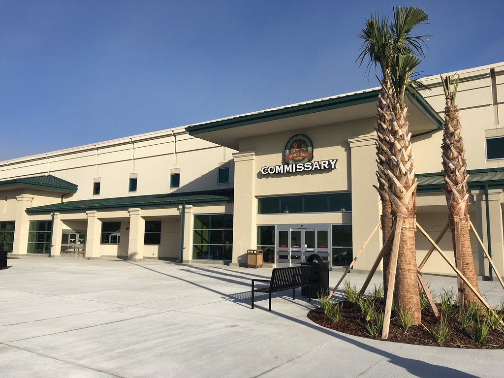 NAS Jacksonville Commissary a photo on Flickriver