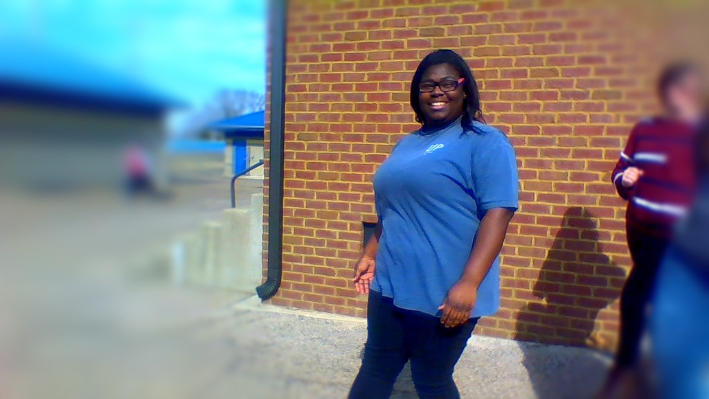 Samaria jones Senior samariaj2003 Flickr