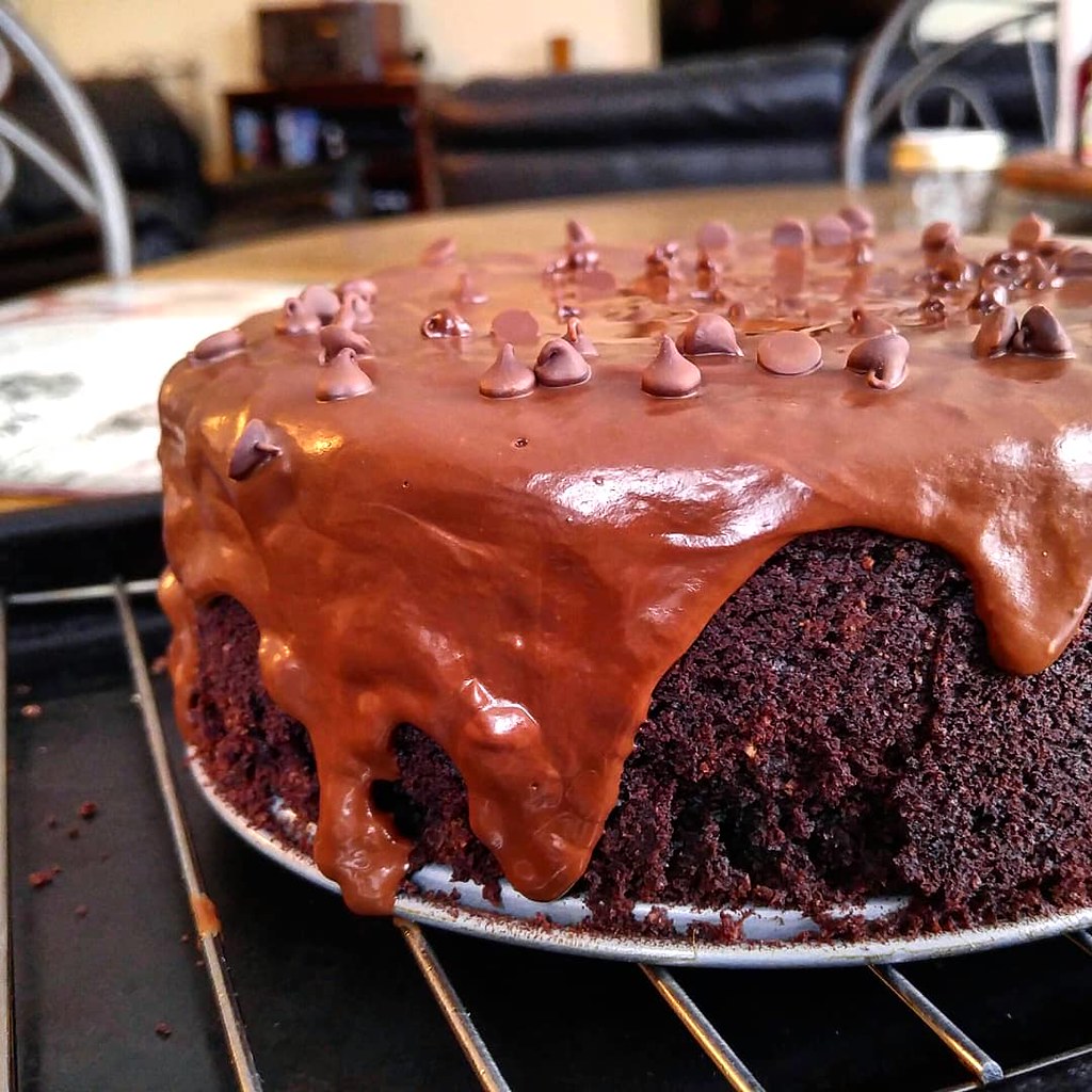 Red Wine Chocolate Cake This luscious, decadent cake is 10… Flickr