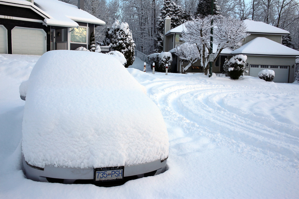 Snowstorm Coquitlam BC 2324 Feb 2018 Two weather