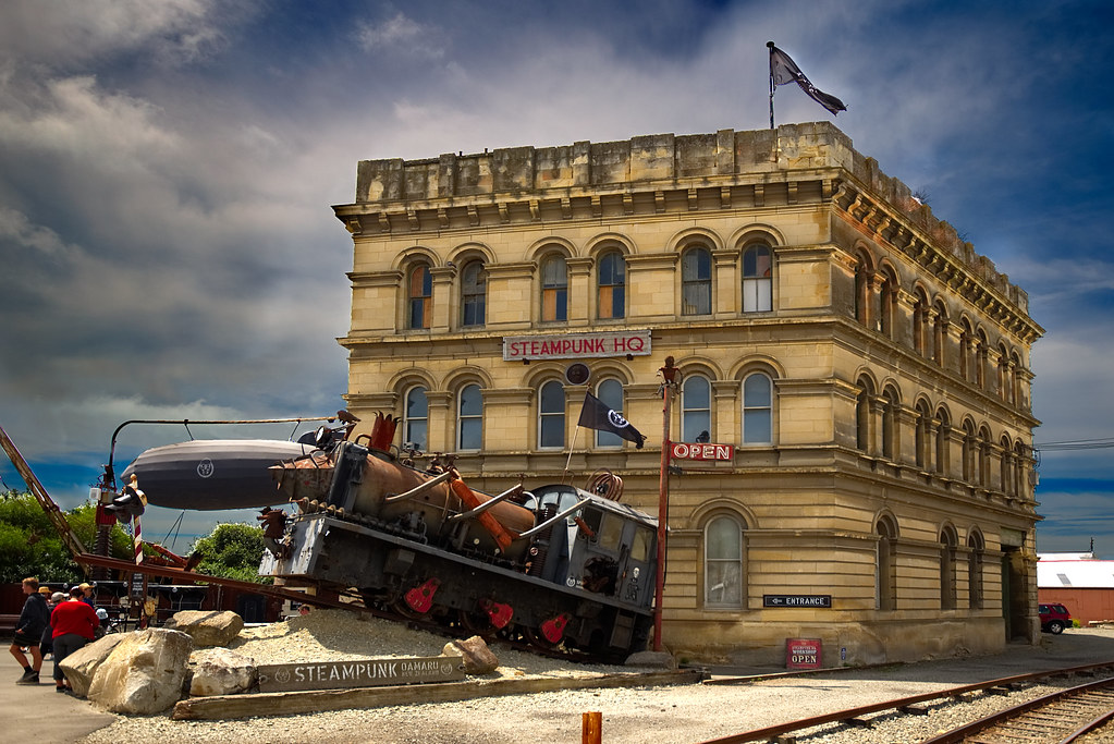 Steampunk Museum, Oamaru, New Zealand Steampunk Museum, Oa… Flickr