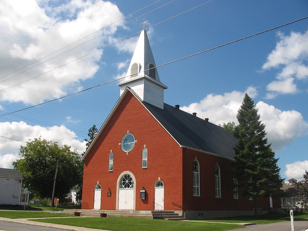 Russell, église SteThérèsed'Avila Paroisse SainteThérè… Flickr