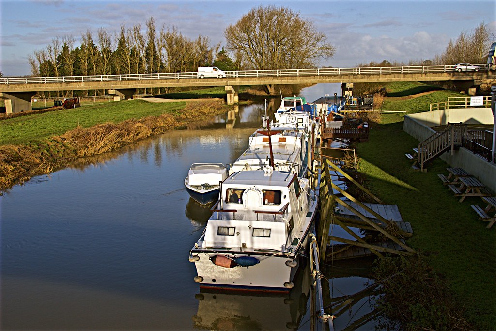 Tickton Bridge Tickton Bridge in colour 26 January 2018, l… Flickr