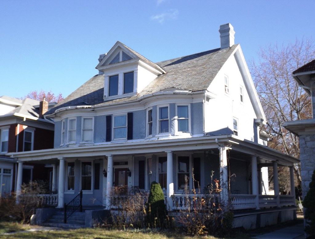 House 3109 North Front Street, Harrisburg, PA. Built 1910.… Flickr