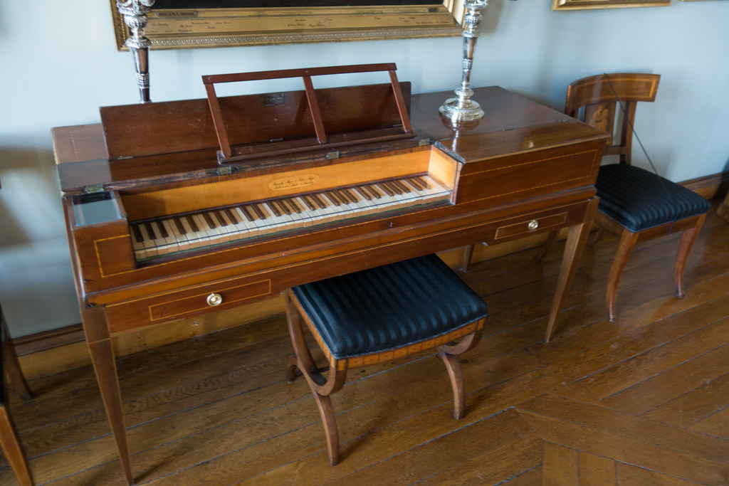 Small harpsichord Castle, Danish Museum of N… Flickr