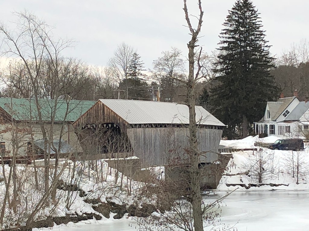 Twin Covered Bridge in North Hartland, Vermont. Spanning O… Flickr