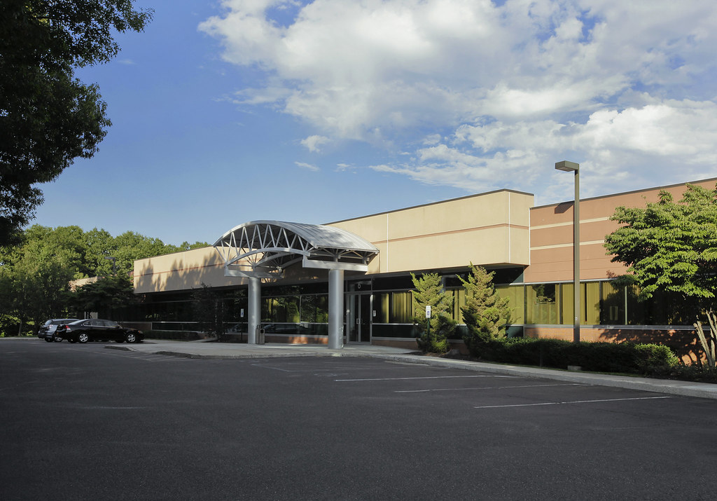 6 Technology Drive 6 Technology Drive is a 1 story, 27,000… Flickr