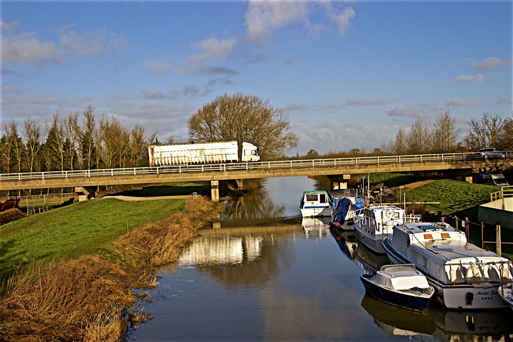 Tickton Bridge Tickton Bridge in colour 26 January 2018, l… Flickr