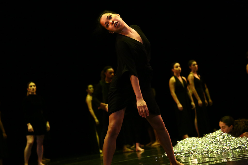 IMG_3841_dress reh_120317_Photo © Paula Court School of Dance Flickr