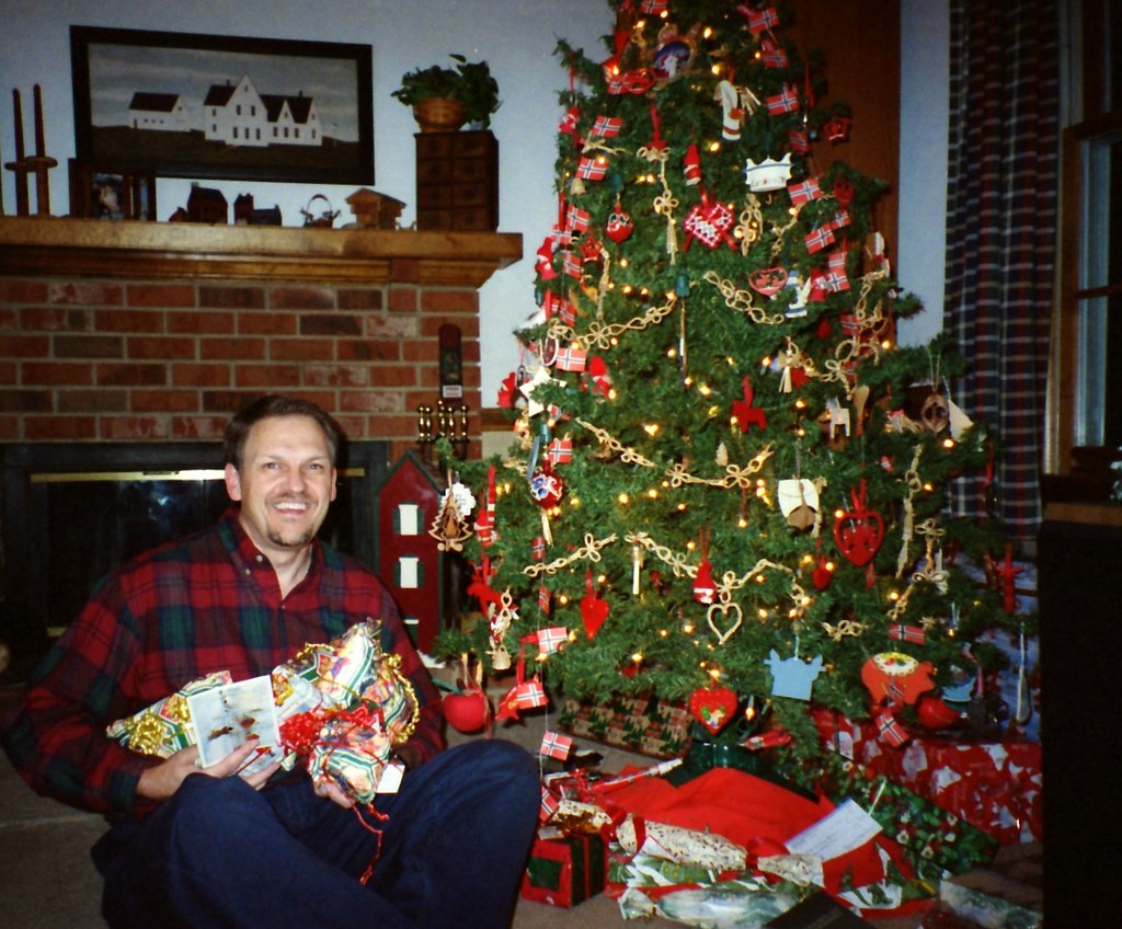 Christmas Day 2002 Christmas 2002 We celebrated Christmas in 2002 at our home… Flickr