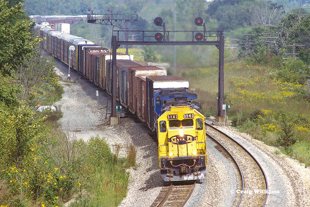 ATSF 5143 Westbound at West Ethel MO Westbound auto train … Flickr