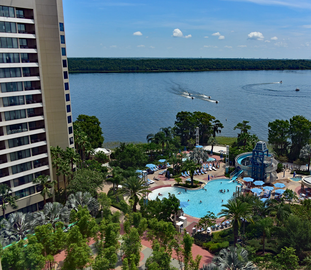 Disney World Deluxe Hotel Resort