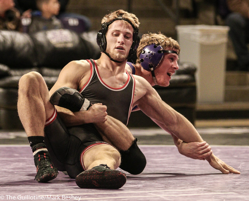 157 Daniel Close (MSU) Major Dec. over 1 Larry Bomstad (… Flickr