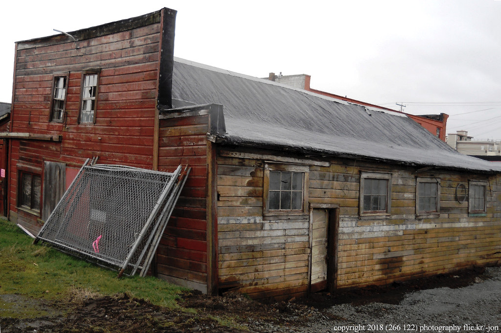 20180121 Anacortes Junk Co. (1024x680) "SW side of 2nd S… Flickr