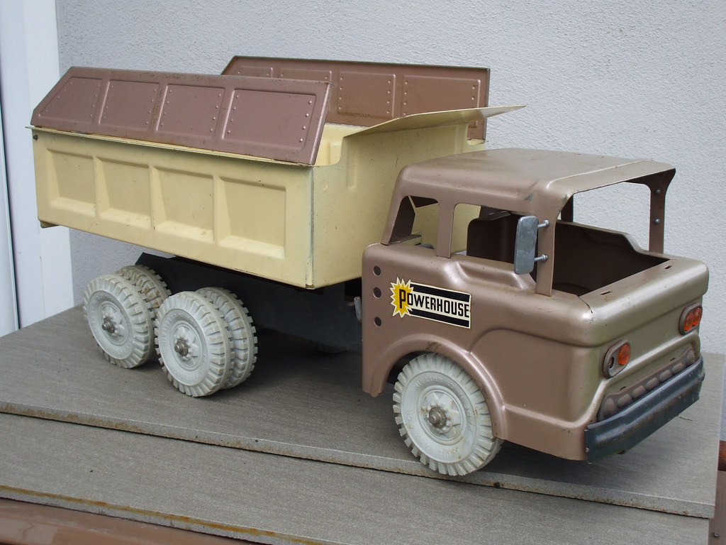 Vintage Marx Powerhouse Heavy Duty Hydraulic Pressed Steel Dump Truck 5F7