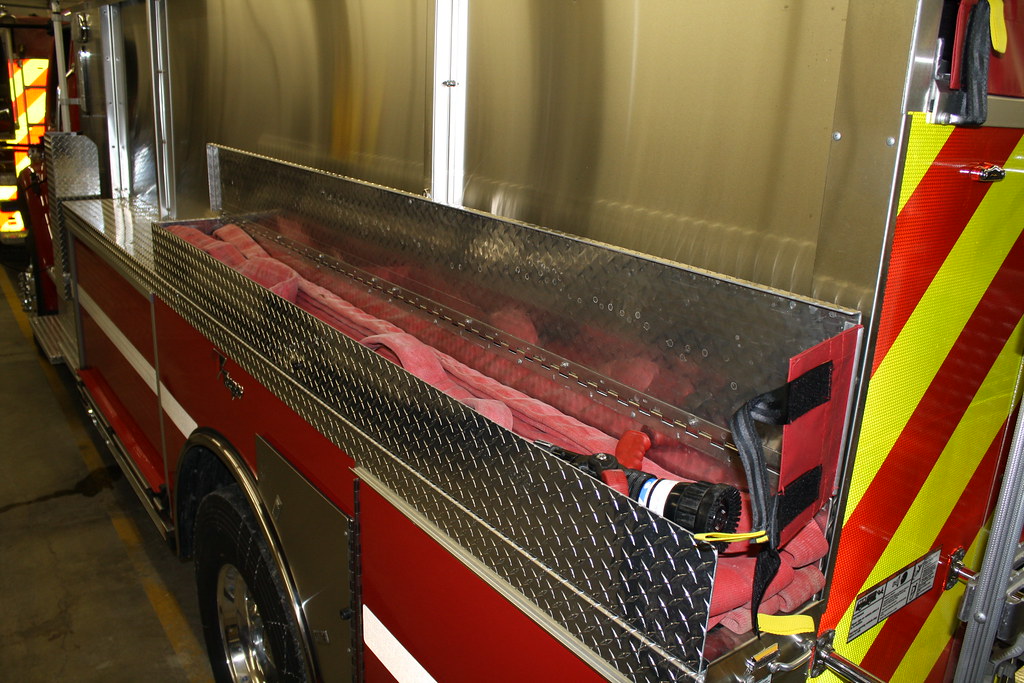 Postville Area Fire Dept. Tanker 521 (Driver Hosebed Disch… Flickr