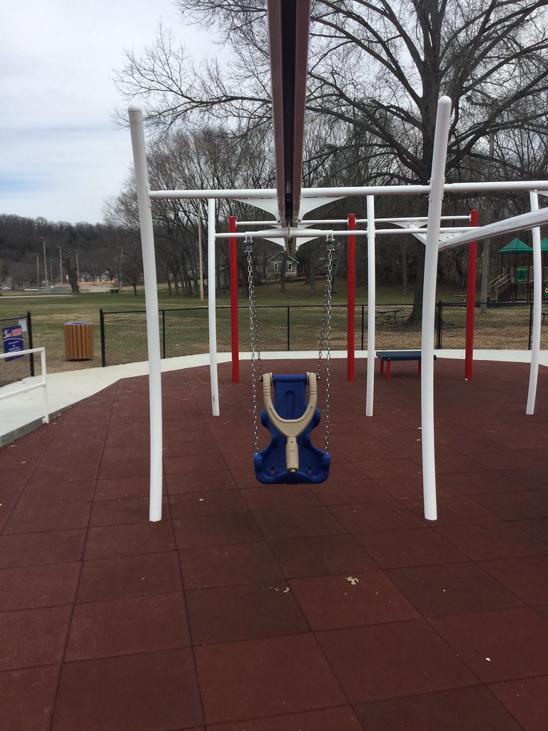 Little Heroes Playground Waynesville, MO Inclusive Playg