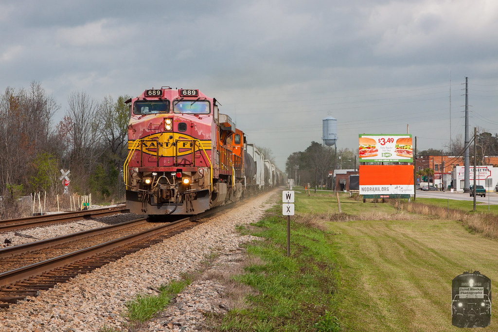 skincancer2018 CSX Q693 makes short work of Estill, SC wh… Flickr