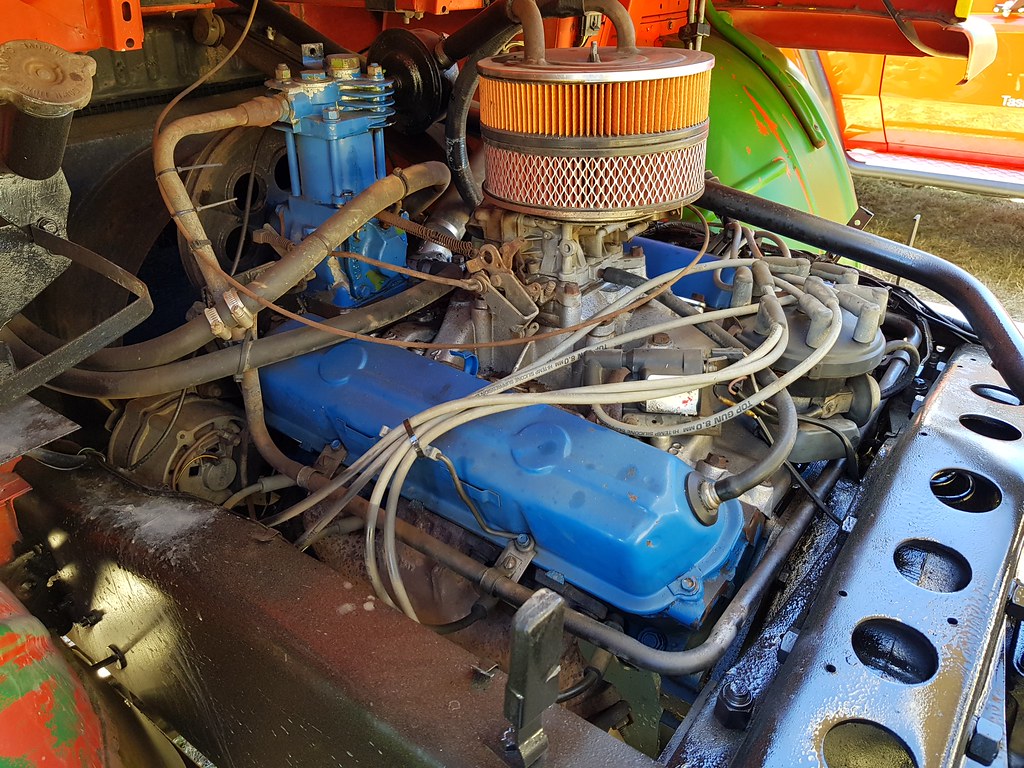 BEDFORD TK V8 Engine at Tasmanian Truck Owners & Operator'… | Flickr