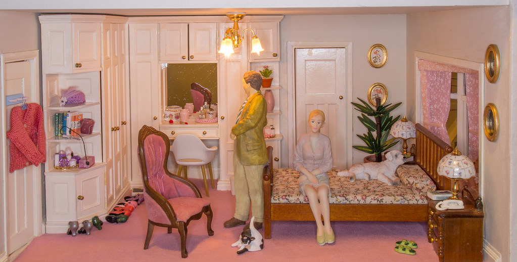 Fairbanks bedroom Fairbanks dolls house IMG_1195_edited1 Ian Davis