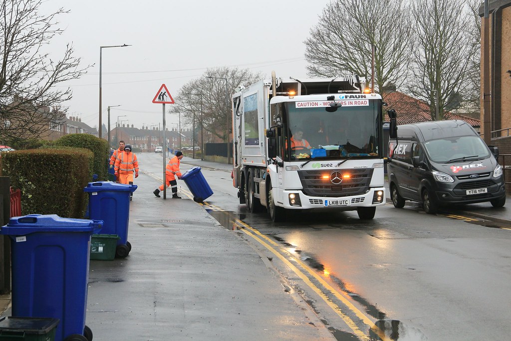 Doncaster CouncilSuez Blue Bin & Green Box Recycling New … Flickr