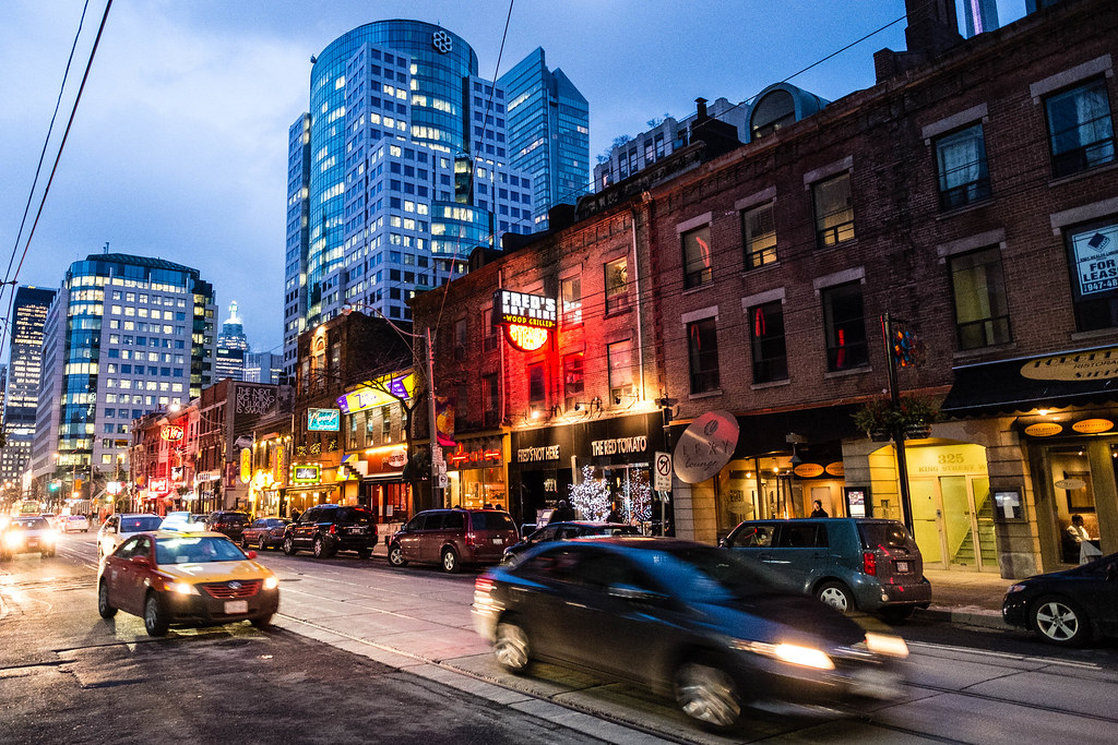 Downtown traffic King Street, Toronto, Canada Hubert Figuière Flickr