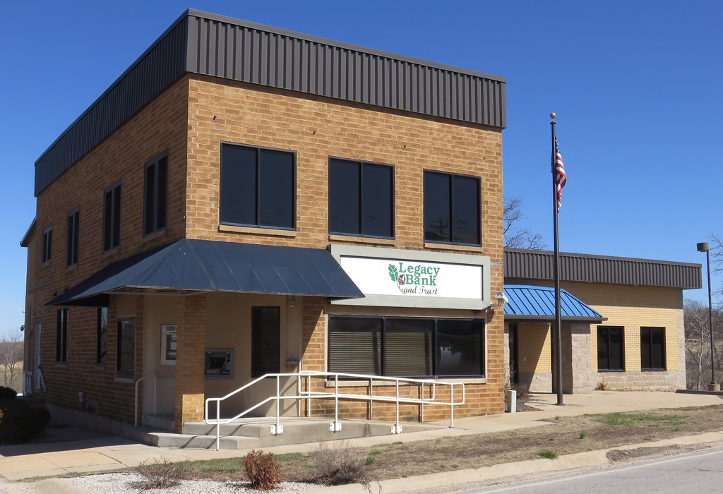 Legacy Bank and Trust (Plato, Missouri) Plato, Missouri is… Flickr