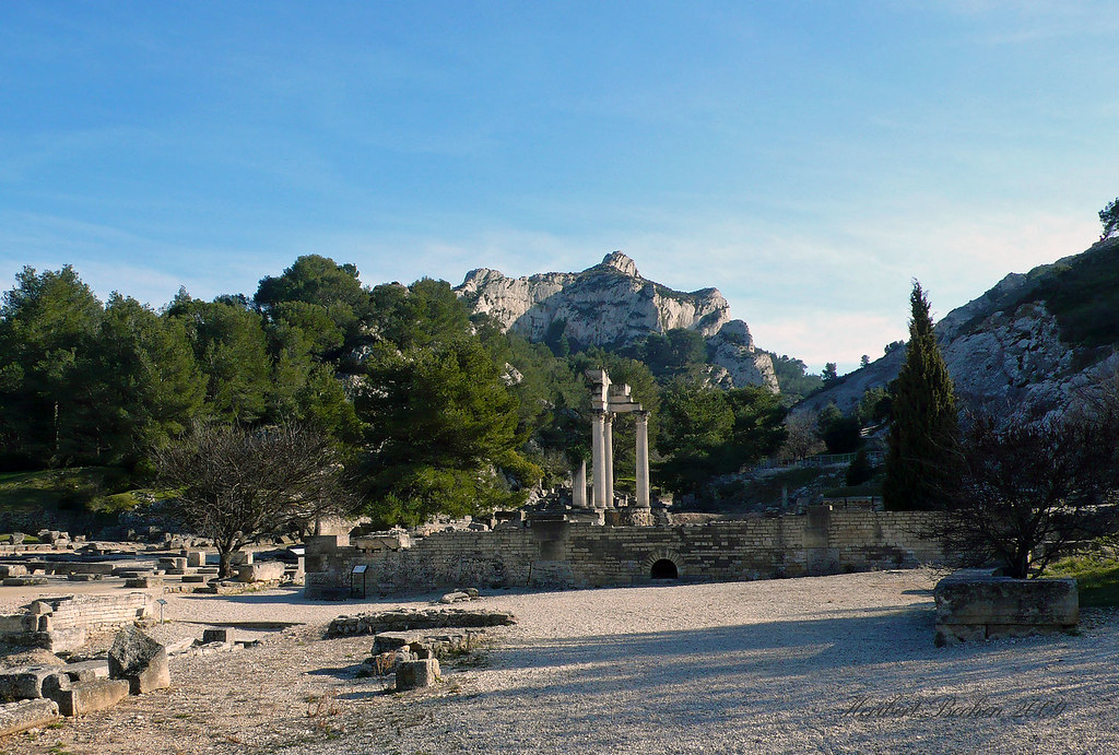 P1020853 Glanum (F) St REMY und GLANUM (F) St. REMY (Wik… Flickr