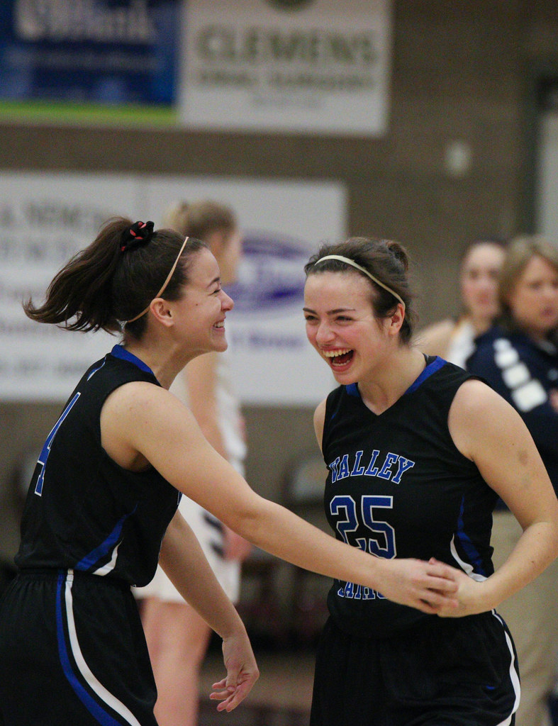 Varsity Girls Basketball vs. Stayton OSAA 4A Girls State Tournament