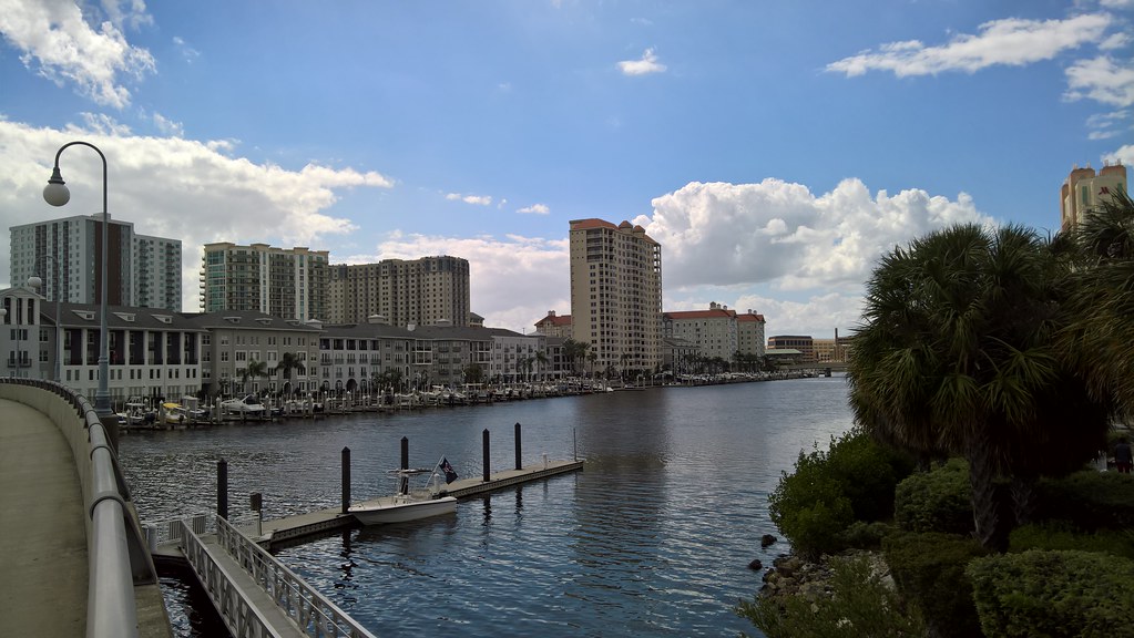 Downtown Tampa Walking over to Harbour Island during one o… Flickr