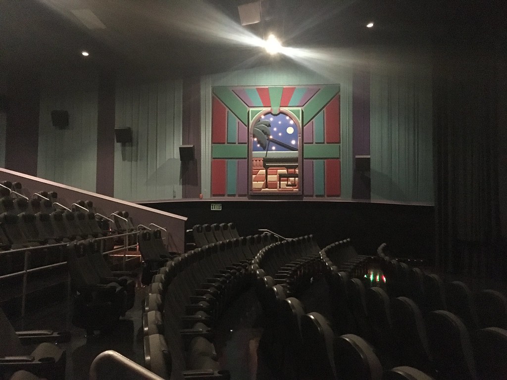 Regal Cinemas Hollywood 20 & RPX Greenville Theater 19 Flickr