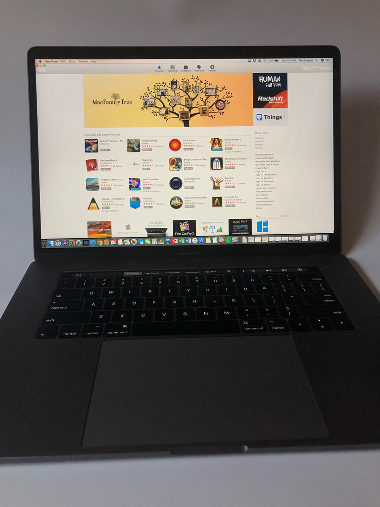 Black macbook a photo on Flickriver