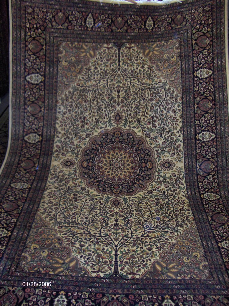 Rugs, Thailand, POTUS 005 A slightly less traditional vers… Flickr