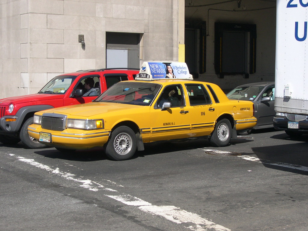 Newark Taxi A Lincoln Town Car taxi from Newark. Sort of o… Flickr