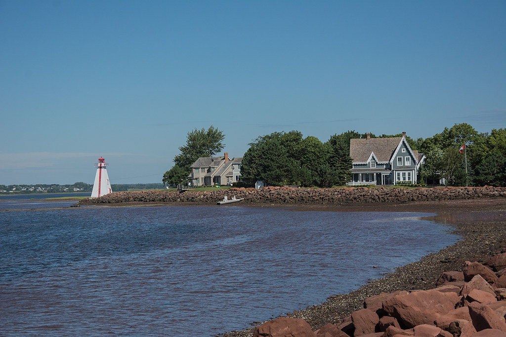 20160822_0902 Brighton Lighthouse, Charlottetown, PEI Flickr