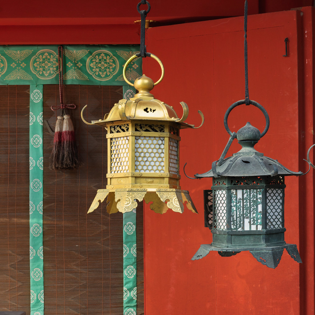 Shrine lanterns Lanterns at Kasugataisha shrine, Nara Jap… Flickr