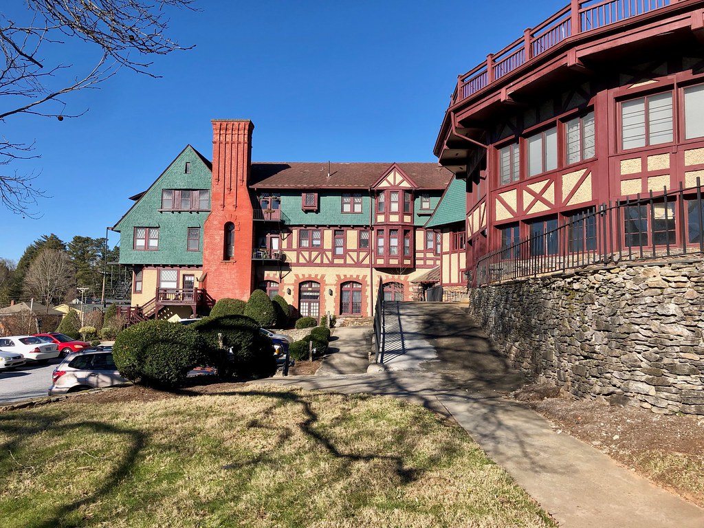 Manor Inn, Albemarle Park, Asheville, NC The Manor Inn was… Flickr