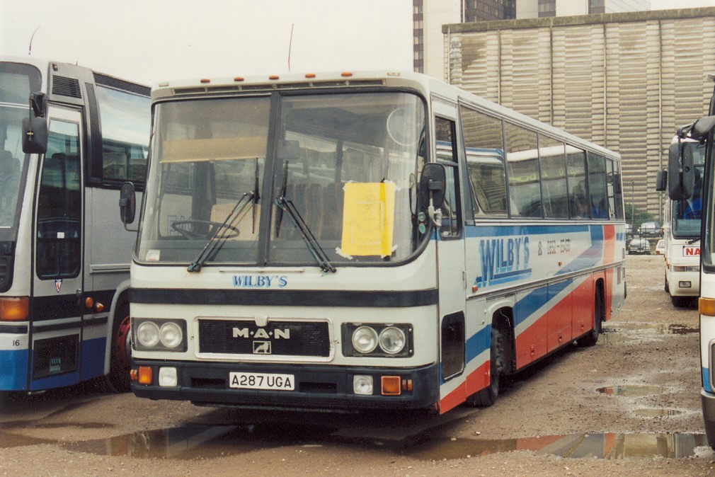 Wilby's Wilby's of Hibaldstow operated a number of MAN SR2… Flickr