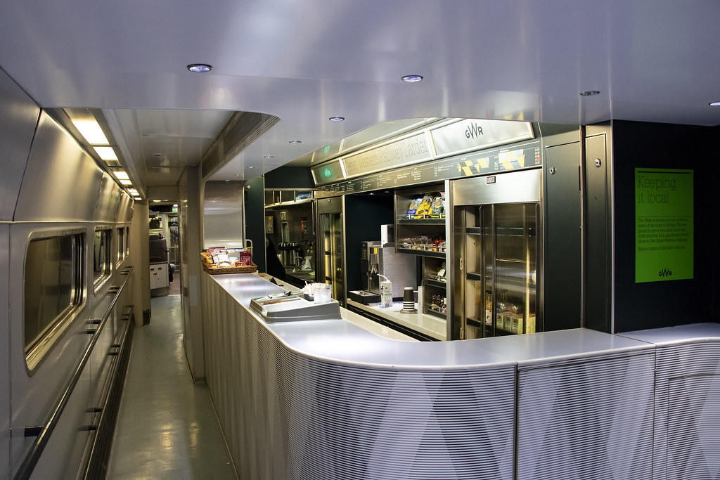 GWR High Speed Train buffet car With the days of full leng… Flickr