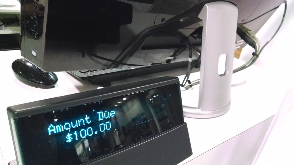 Cash register sign "Amount Due 100.00" A cash register d… Flickr